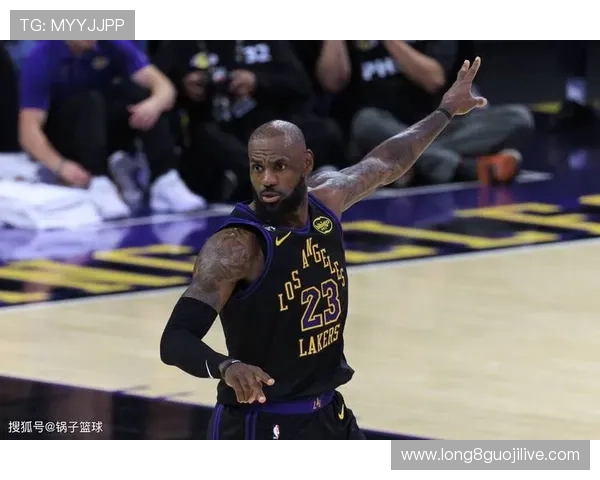 湖人核心伤情更新詹姆斯带队迎关键赛季开局